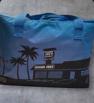 Trader Joe's Large 8 Gallon Reusable Insulated Cooler Bag Blue